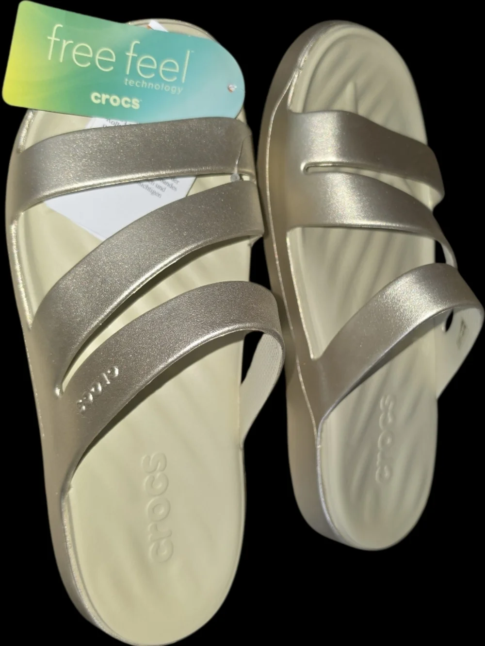 CROCS Women's Free Feel Metallic Champagne Triple-Strap Slide Sandals NWT Size 9 - Picture 1 of 8